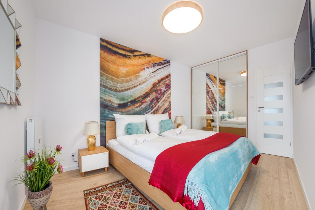 Apartamenty Sun & Snow Nadmorskie Tarasy Z Basenem โควอบเซก ภายนอก รูปภาพ