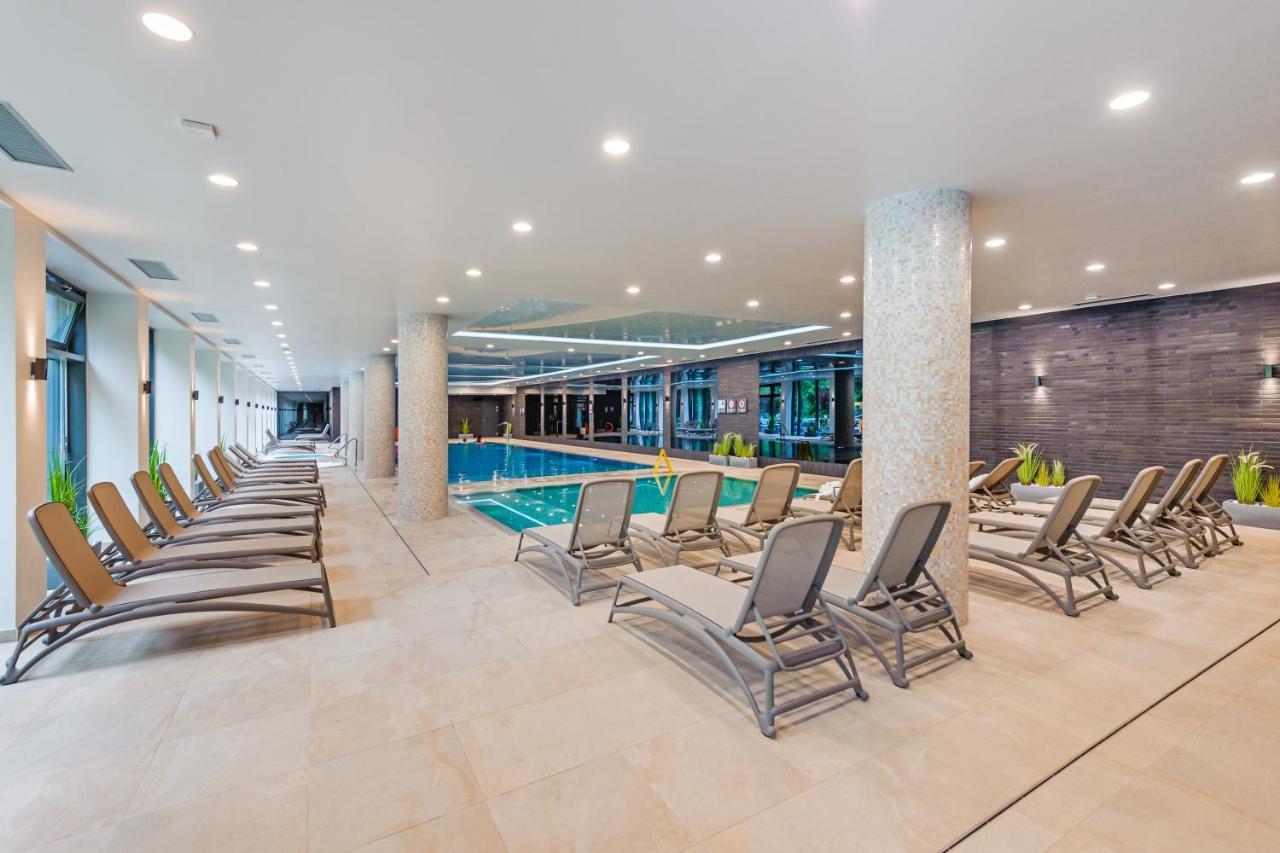 Apartamenty Sun & Snow Nadmorskie Tarasy Z Basenem โควอบเซก ภายนอก รูปภาพ