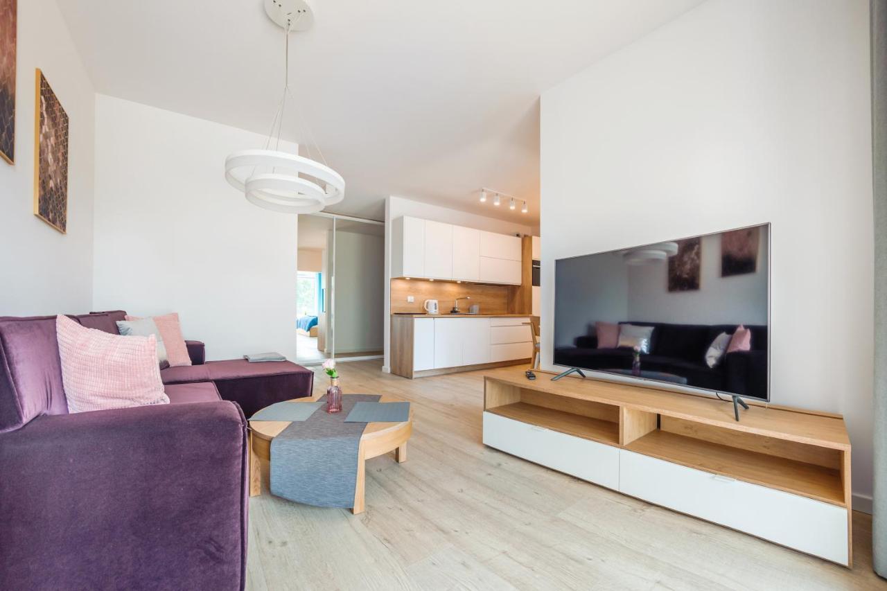Apartamenty Sun & Snow Nadmorskie Tarasy Z Basenem โควอบเซก ภายนอก รูปภาพ